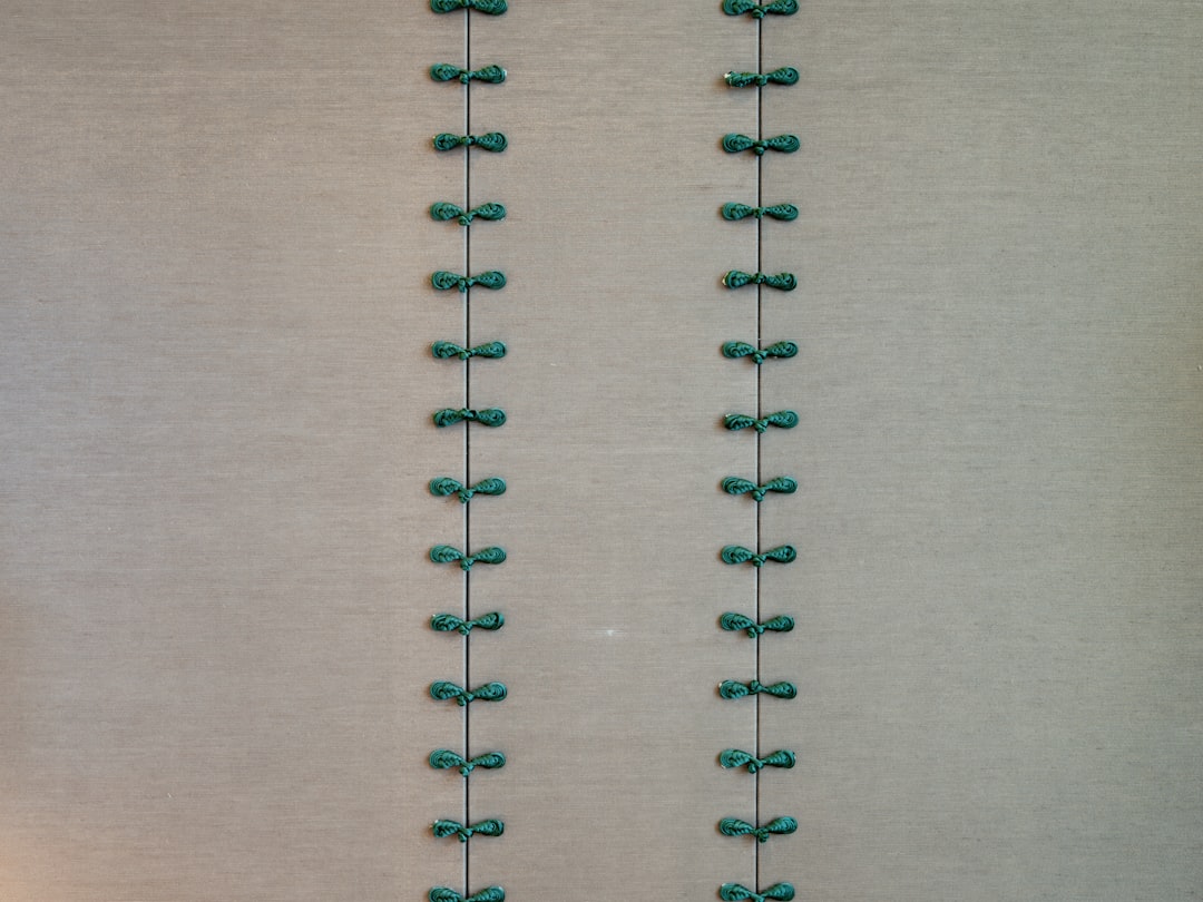 Photo spine alignment