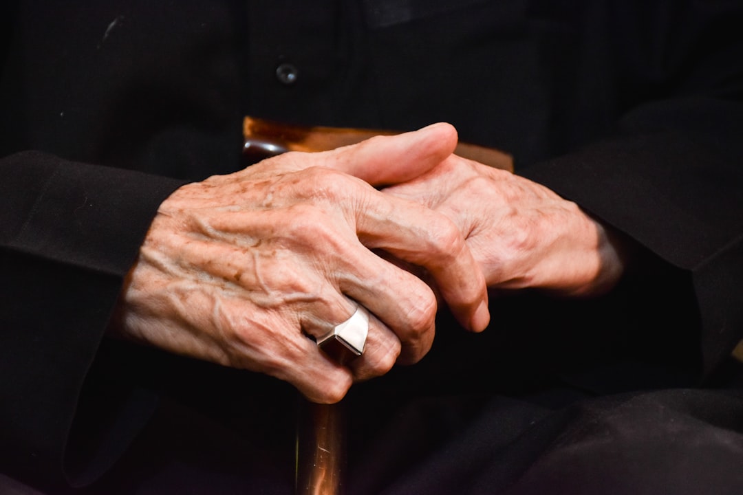 Photo B12 and depression in elderly