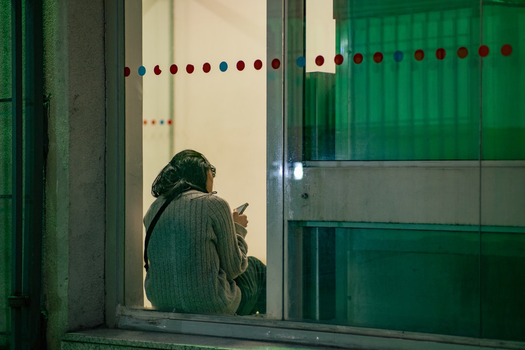 Photo social isolation health risks