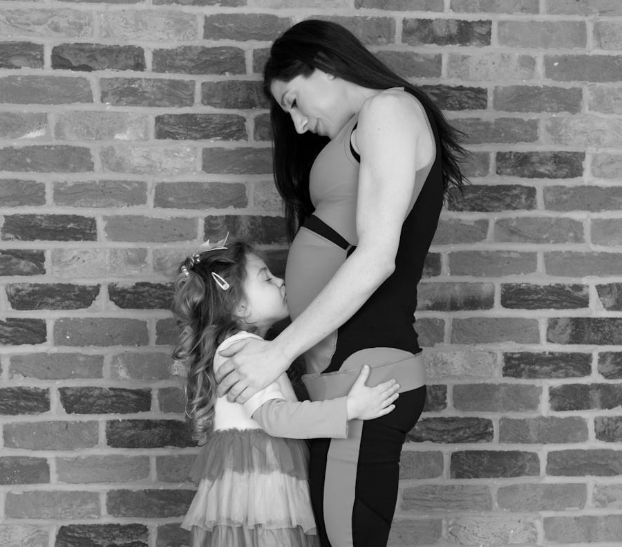 Photo pay daughter care