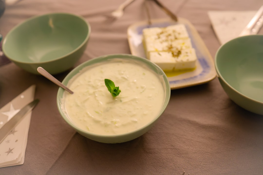 Photo full fat greek yogurt