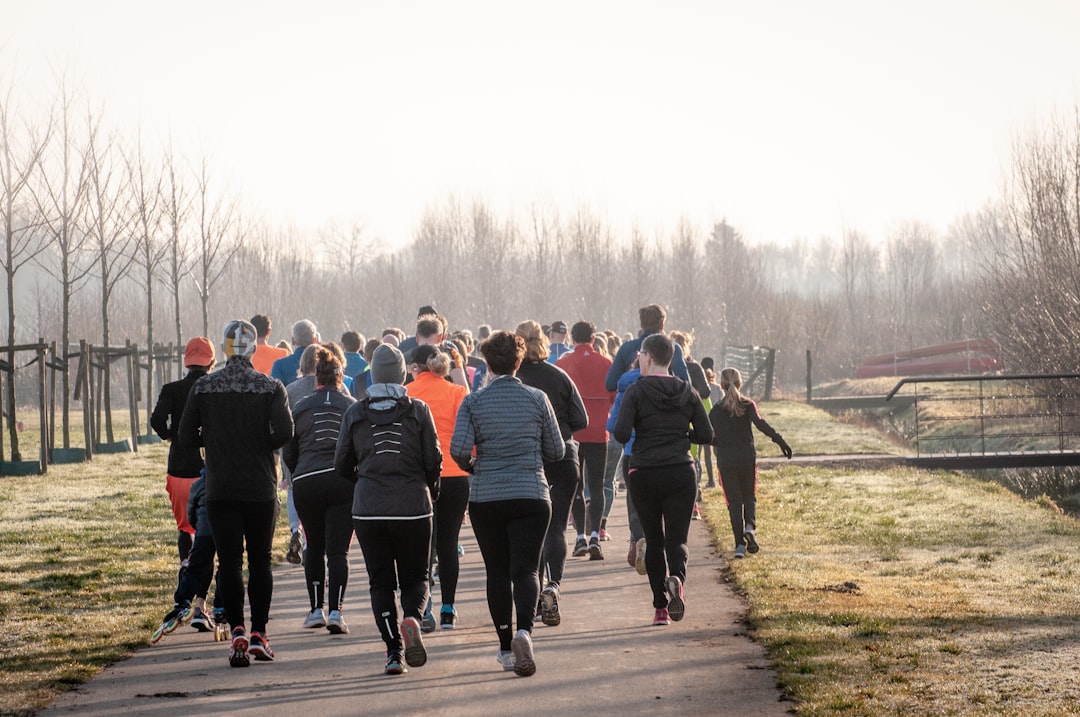 Photo brisk walking intervals