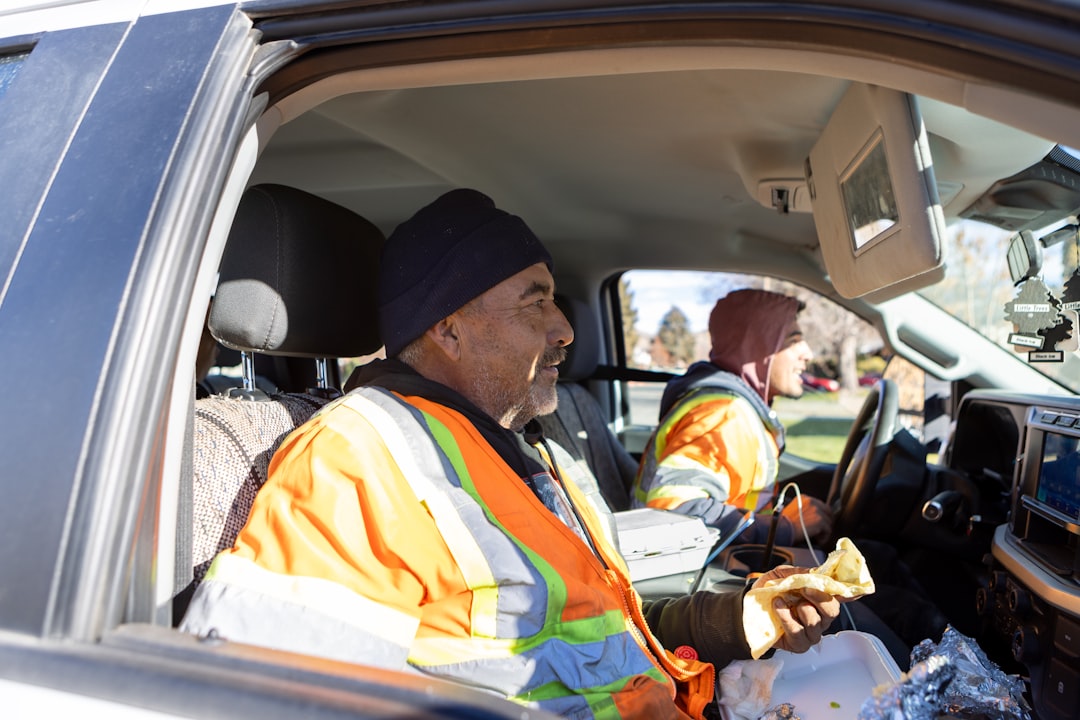 Photo senior driver emergency kits