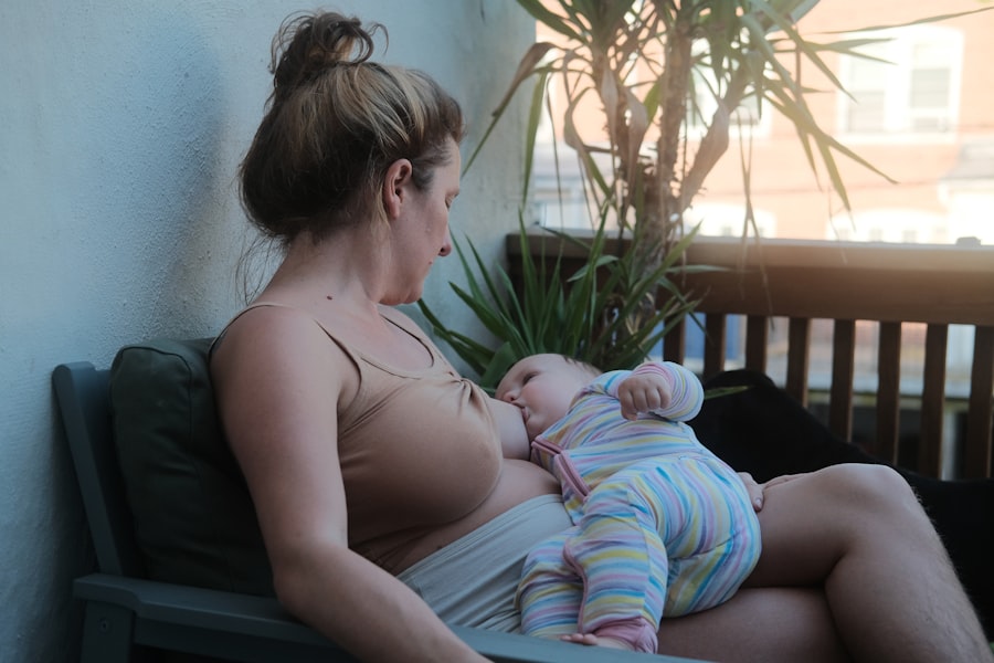 Photo raising a child