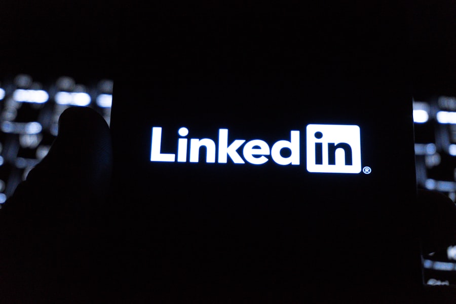 Photo linkedin stalking